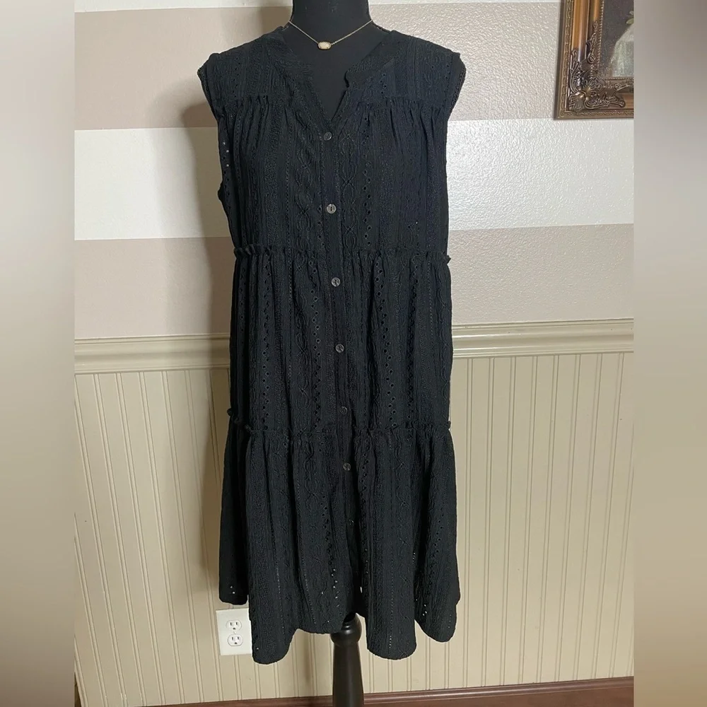 Greige stylish black